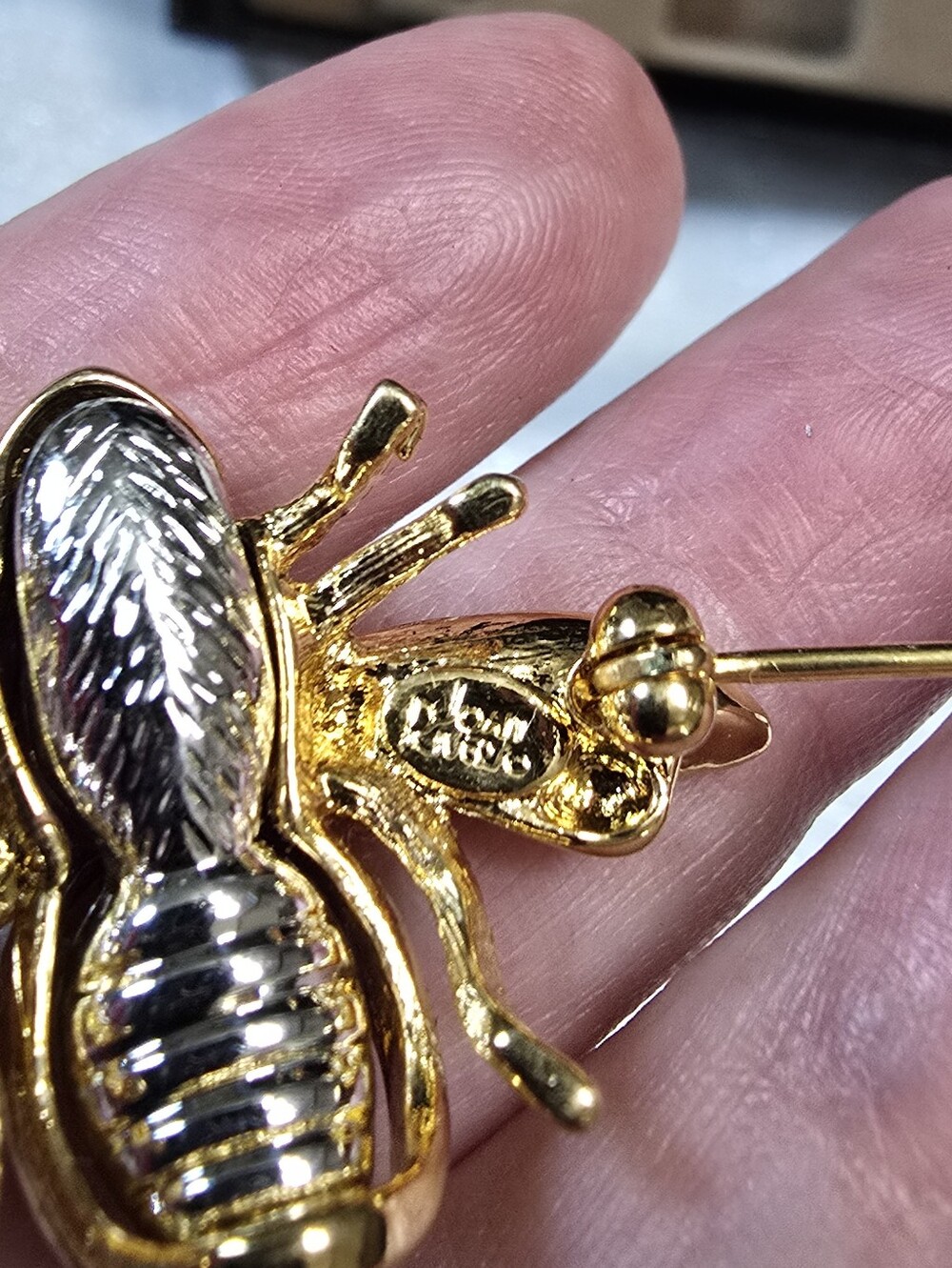 Joan Rivers Multi-Color Bee Brooch Set with Interchangeable Bodies - Picture 9 of 16